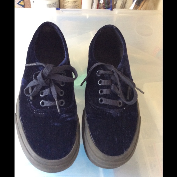 Navy Crush Velvet Lace up Vans - Picture 3 of 4